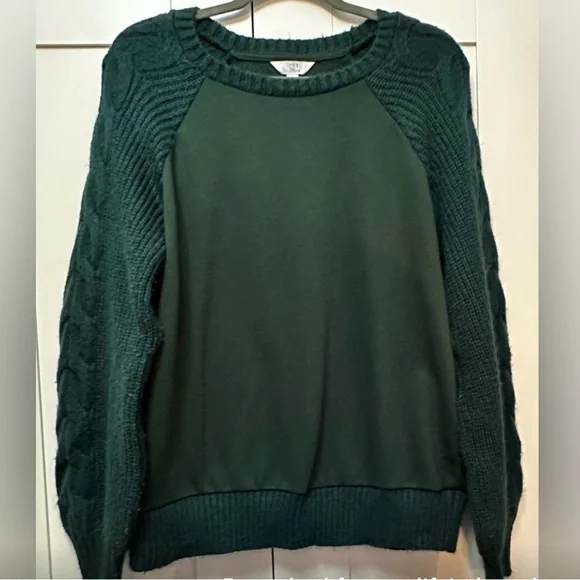 Women's Cable Knit Crew Neck Sweater - Green, White, Gray (ALL Size Lg) - Picture 4 of 8